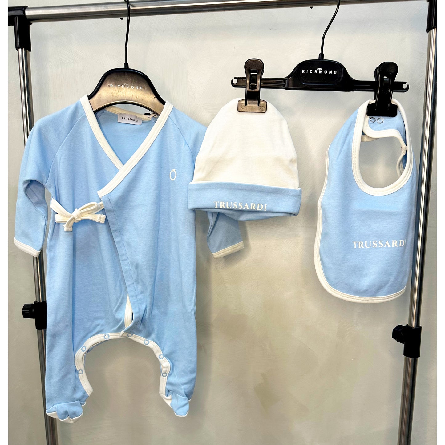 Set Tutina Bavetta e Cappellino Trussardi Bimbo